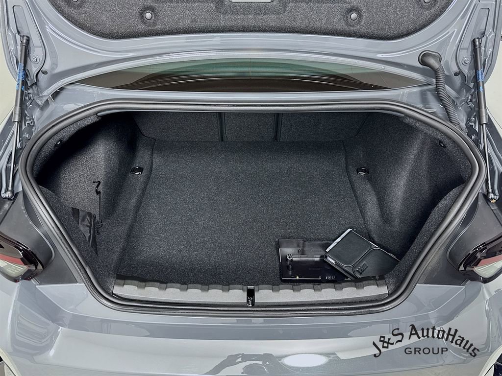 Used 2025 BMW M2 w/ Lighting Package RWD image 34