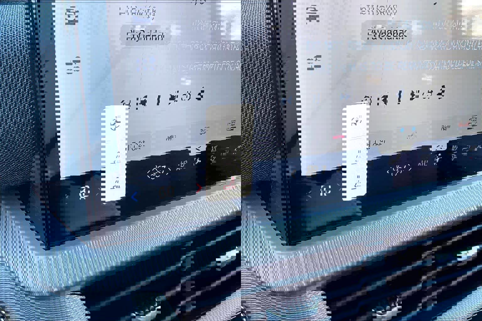 New 2026 Ford Explorer Active w/ Active Comfort Package image 18