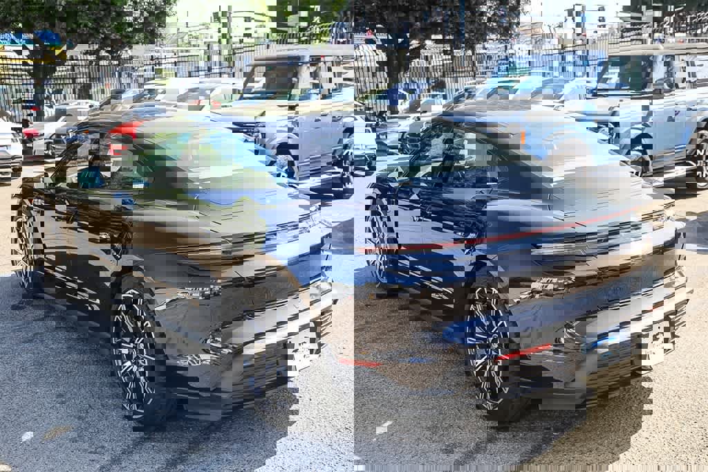 Used 2022 Porsche Taycan 4S image 6