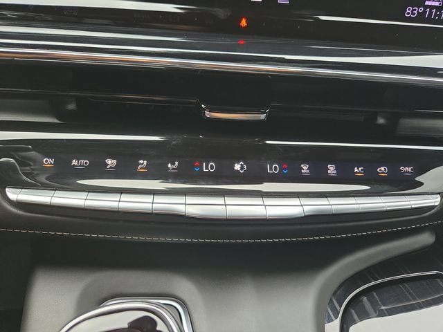 Certified 2024 Cadillac Escalade ESV V AWD/4WD image 33