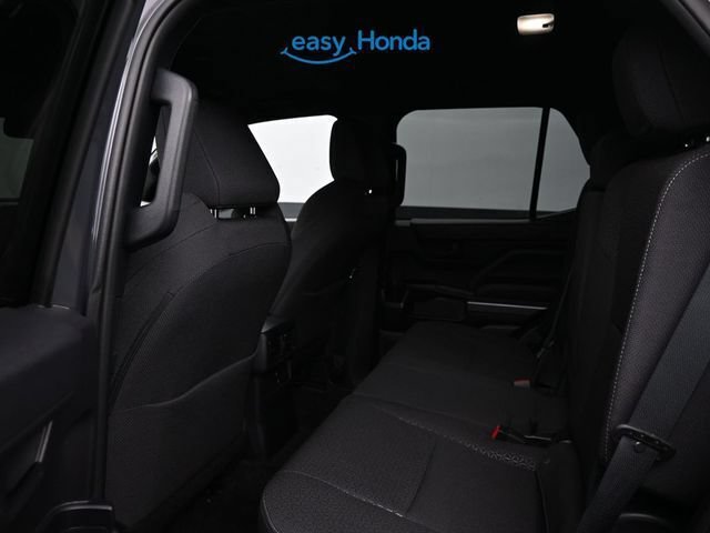 Used 2025 Toyota 4Runner SR5 AWD/4WD image 15