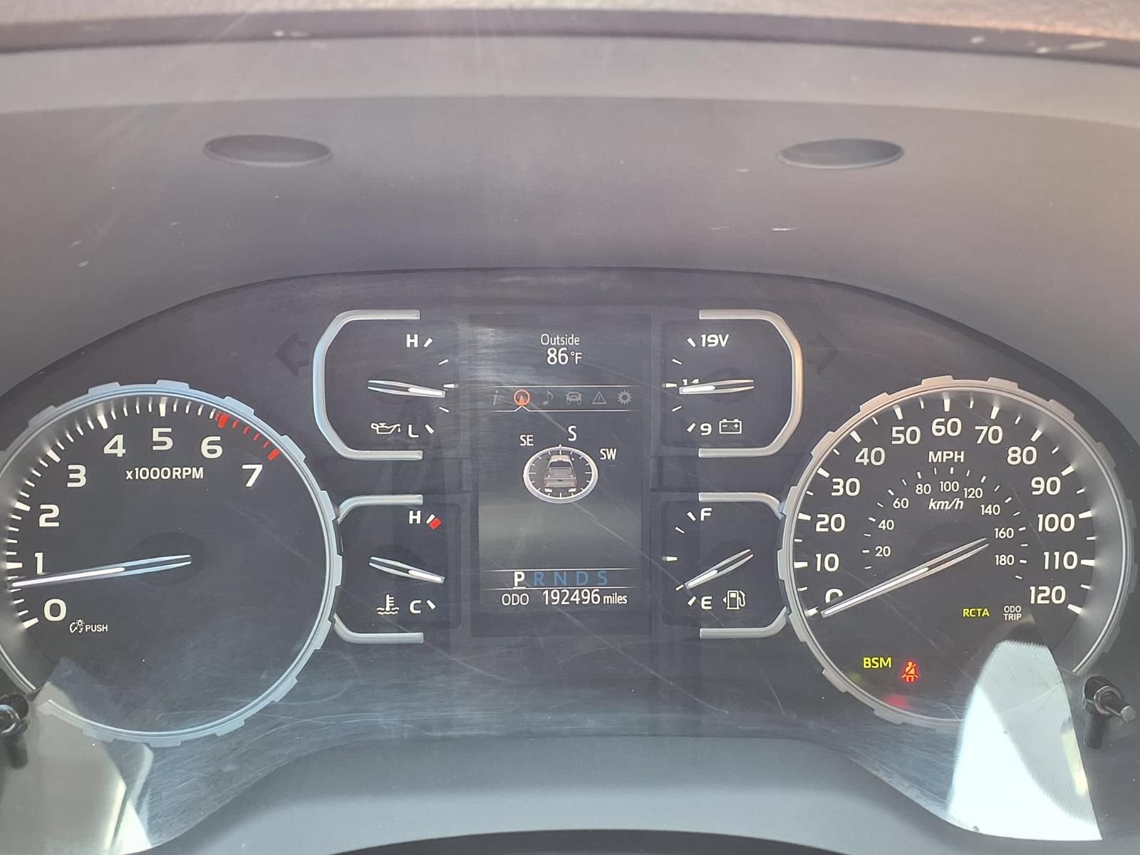 Used 2018 Toyota Tundra Limited w/ Limited Premium Package AWD/4WD image 19