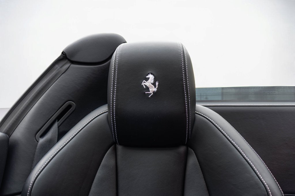 Used 2014 Ferrari 458 Spider RWD image 54
