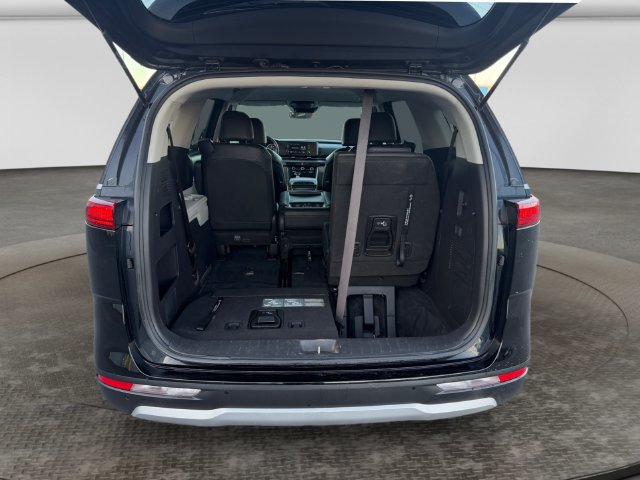 Certified 2024 Kia Carnival LX FWD image 20
