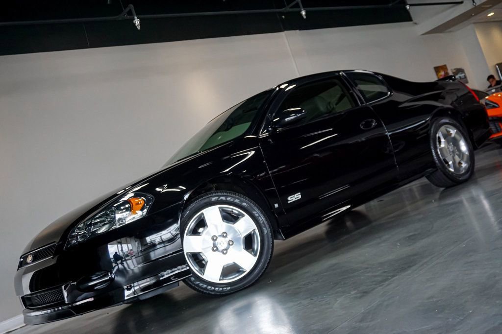 Used 2006 Chevrolet Monte Carlo SS w/ Convenience Package FWD image 71