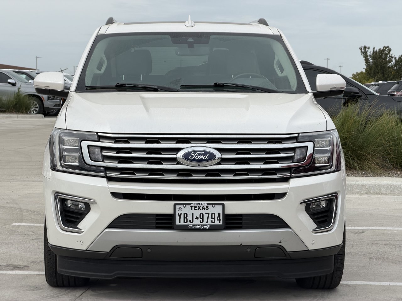 Used 2018 Ford Expedition Max Limited w/ Equipment Group 302A RWD image 7