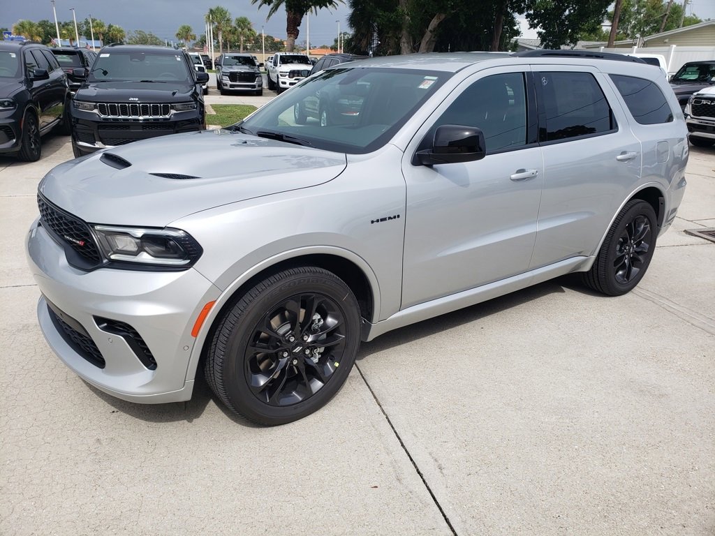 New 2025 Dodge Durango R/T w/ Blacktop Package