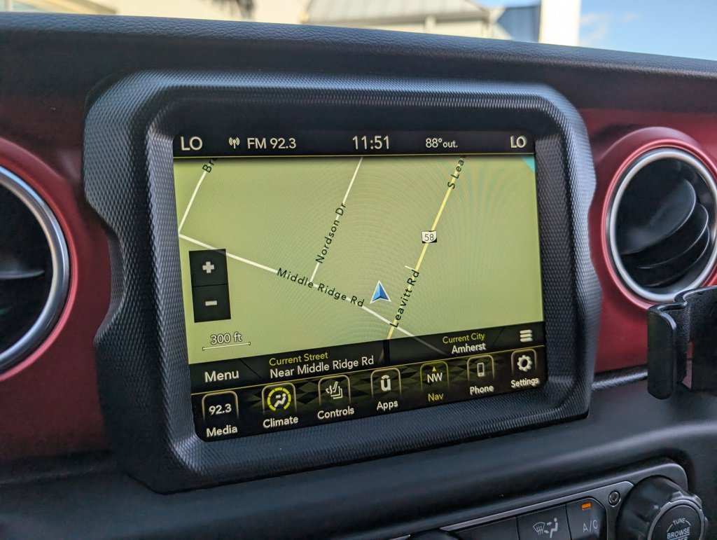 Used 2021 Jeep Wrangler Unlimited Rubicon w/ Xtreme Recon 35" Tire Package image 25