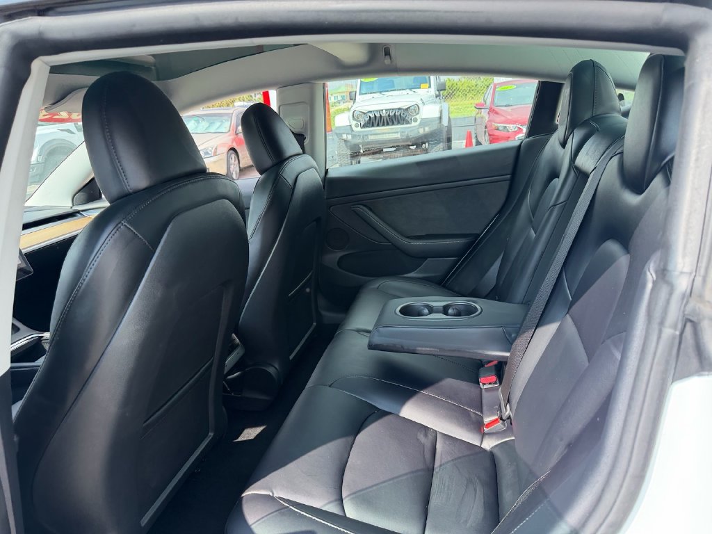 Used 2023 Tesla Model 3 Standard Range RWD image 12