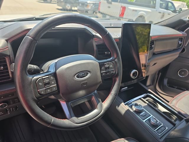 Used 2022 Ford Expedition Limited AWD/4WD image 18