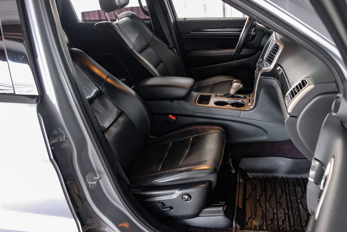 Used 2016 Jeep Grand Cherokee Limited 75th Anniversary image 31