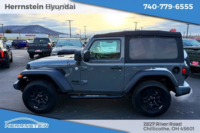 Used 2021 Jeep Wrangler Sport AWD/4WD image 4