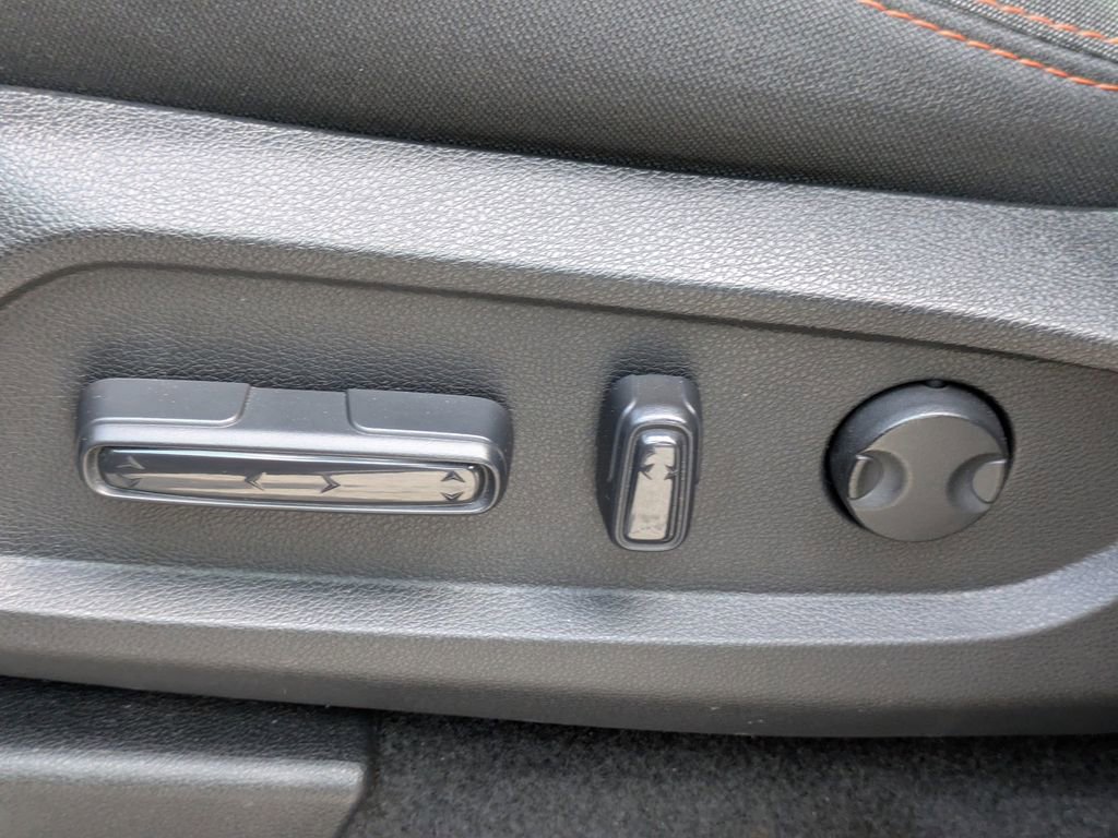 Used 2025 Honda Pilot Sport image 20