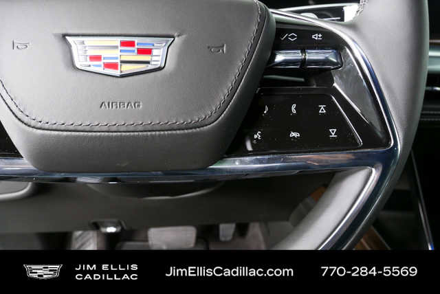 Used 2026 Cadillac Escalade ESV Platinum Sport AWD/4WD image 11