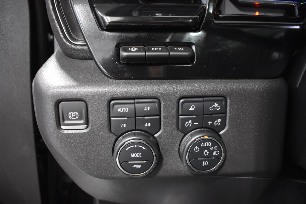 Used 2023 Chevrolet Silverado 1500 ZR2 w/ Technology Package AWD/4WD image 21