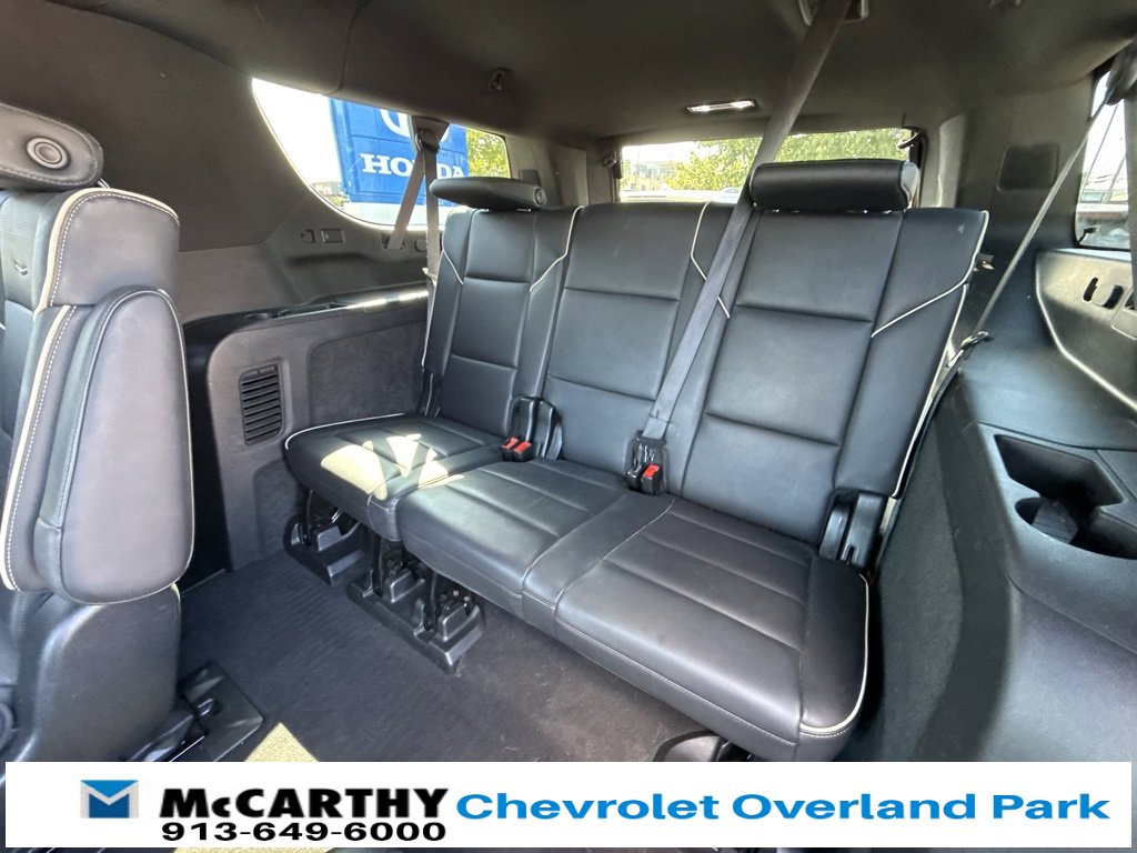 Used 2021 Cadillac Escalade ESV Premium Luxury w/ LPO, Illumination Package image 15