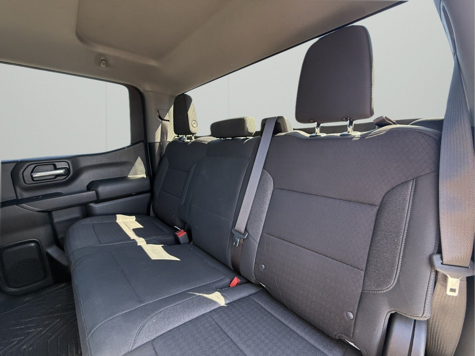Used 2023 Chevrolet Silverado 1500 Custom AWD/4WD image 25