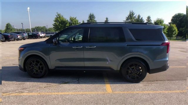 New 2026 Kia Carnival SX w/ SX Dark Edition Package image 8