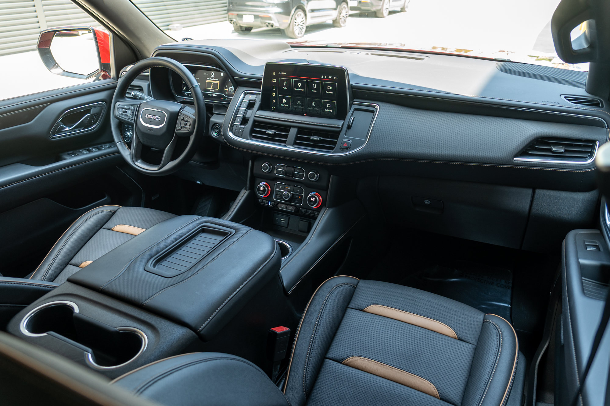 Used 2023 GMC Yukon AT4 w/ AT4 Premium Plus Package AWD/4WD image 14