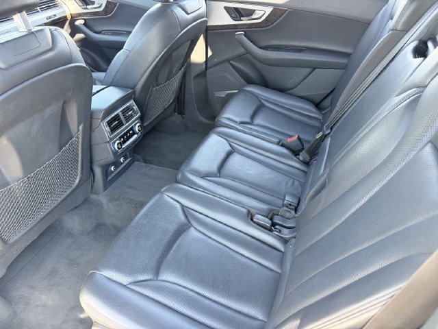 Used 2019 Audi Q7 2.0T Premium Plus w/ Premium Plus Package AWD/4WD image 25