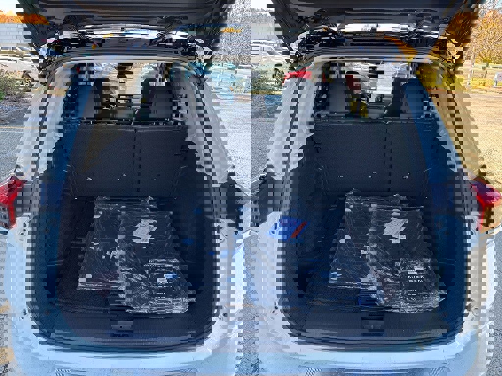 New 2026 Nissan Rogue Platinum image 21