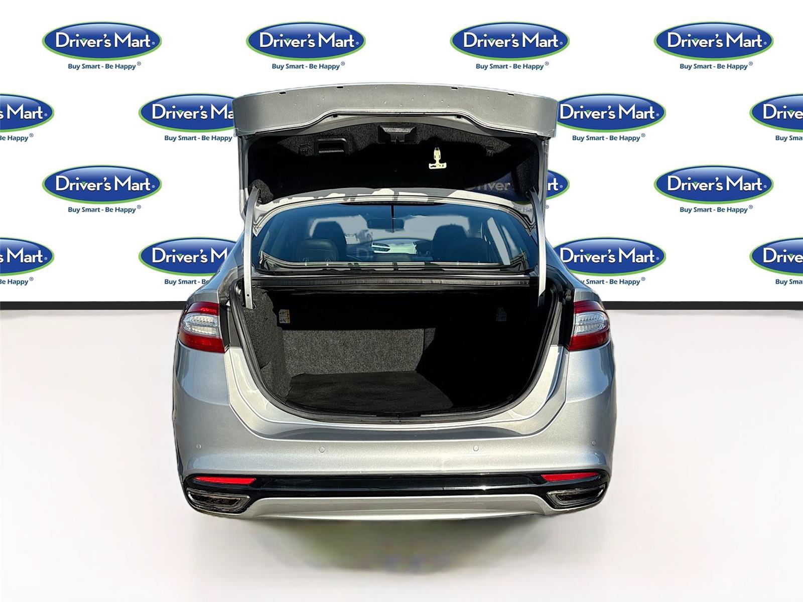 Used 2014 Ford Fusion SE w/ Equipment Group 202A FWD image 23
