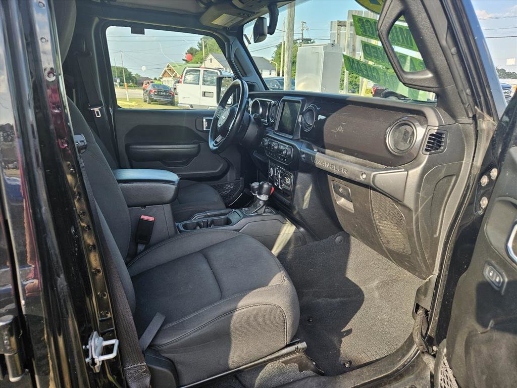Used 2022 Jeep Wrangler Unlimited Sport AWD/4WD image 14