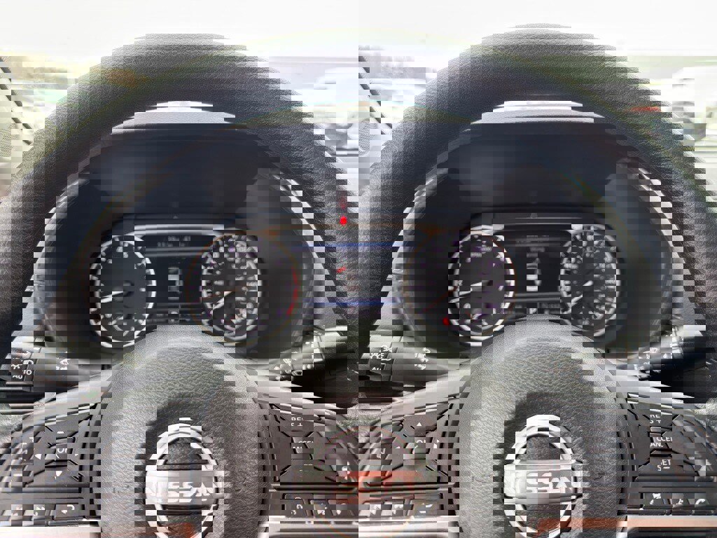 Used 2024 Nissan Sentra SV image 19