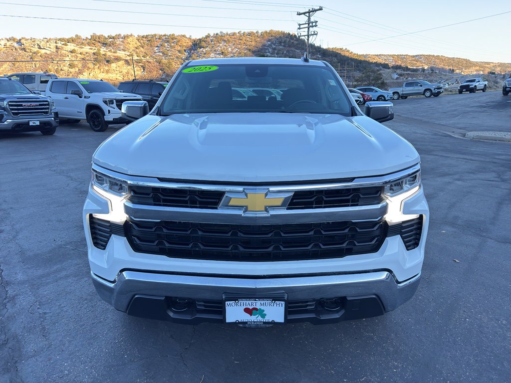 Used 2025 Chevrolet Silverado 1500 LT image 2