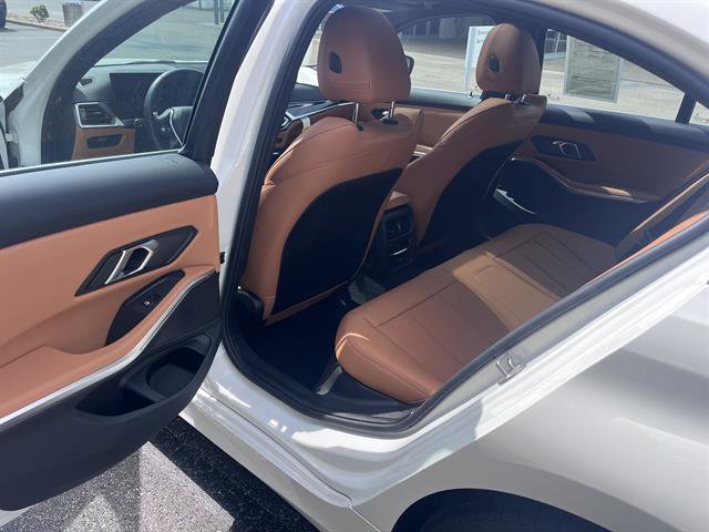 New 2024 BMW 330i xDrive Sedan w/ Convenience Package image 18