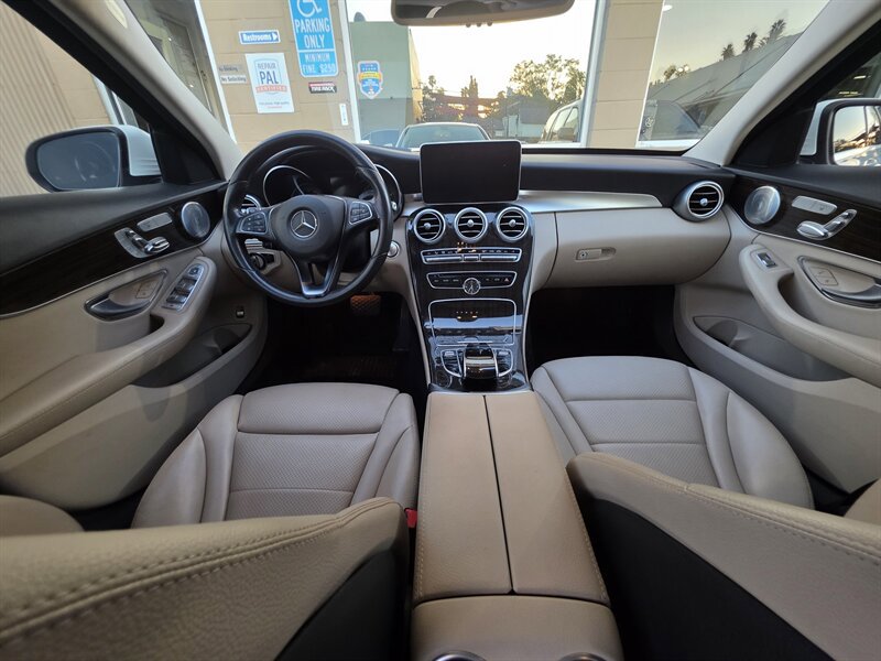 Used 2018 Mercedes-Benz C 300 Sedan w/ Multimedia Package image 11