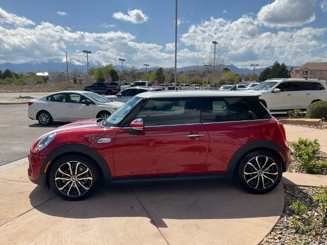 Used 2017 MINI Cooper S FWD image 4