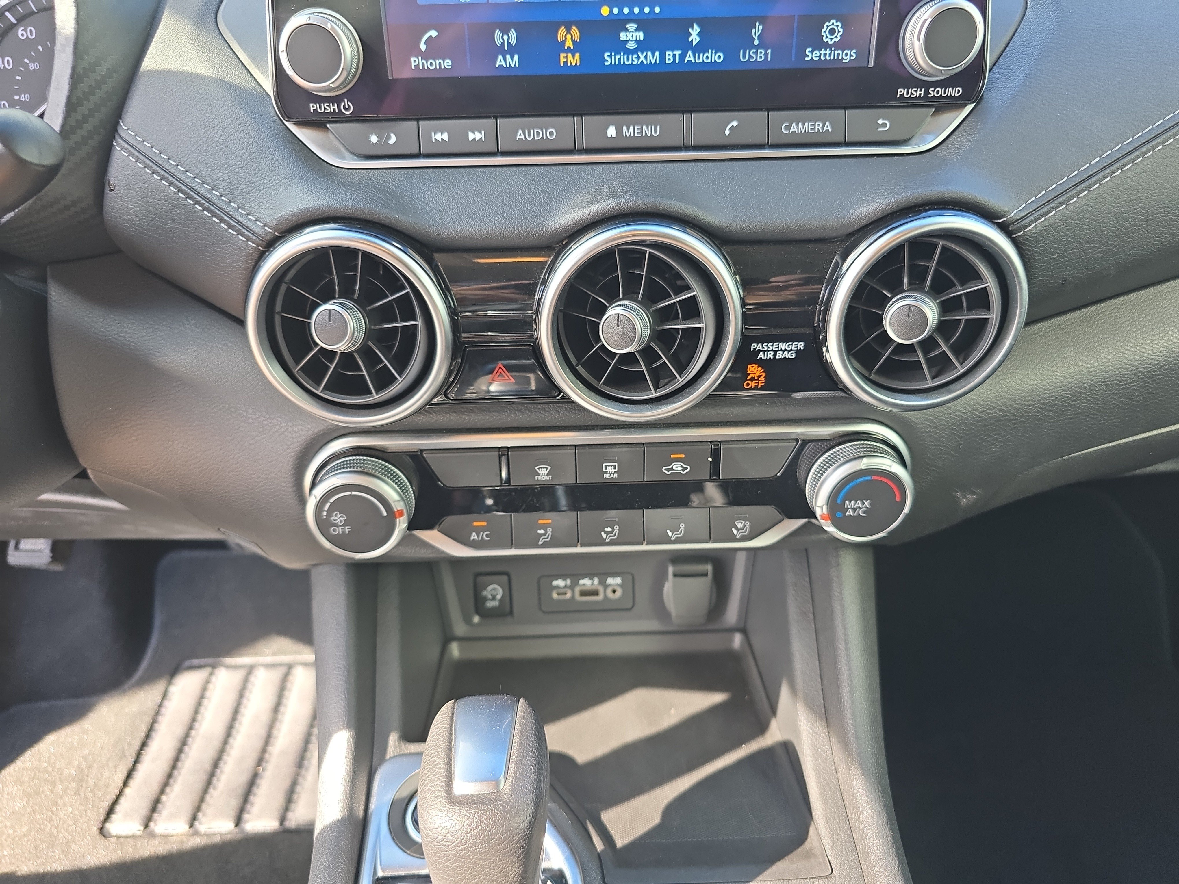 Used 2024 Nissan Sentra SV FWD image 27