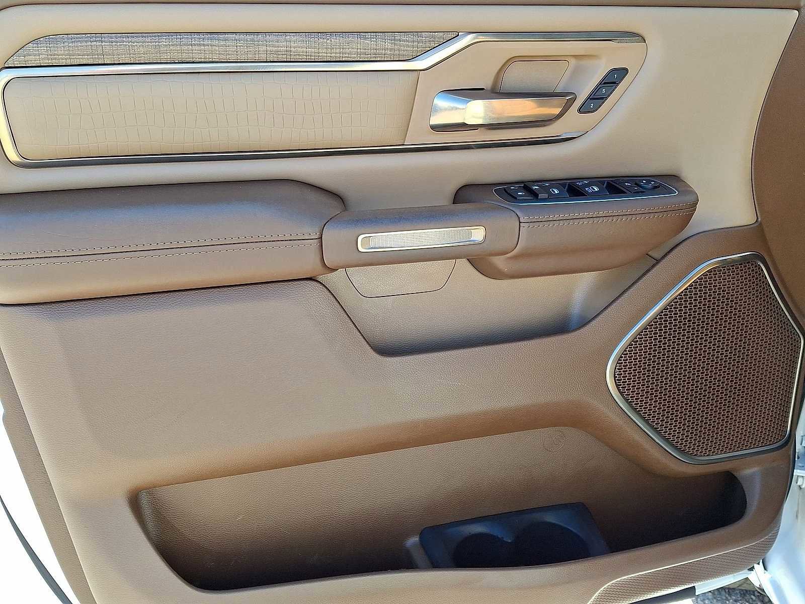 Used 2020 RAM 1500 Limited image 29