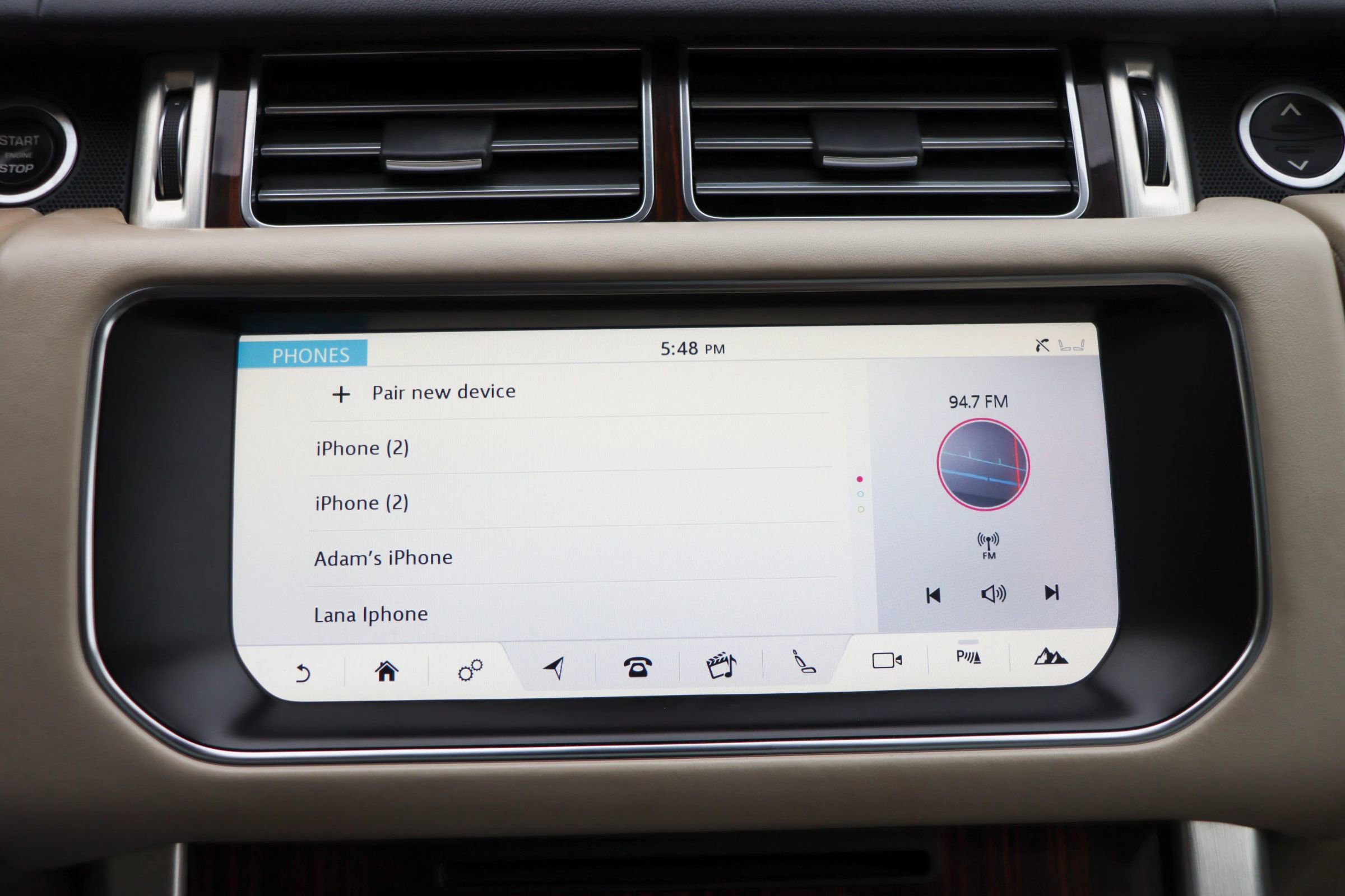 Used 2017 Land Rover Range Rover HSE image 34