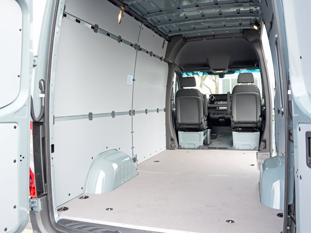 Used 2026 Mercedes-Benz Sprinter 2500 image 6