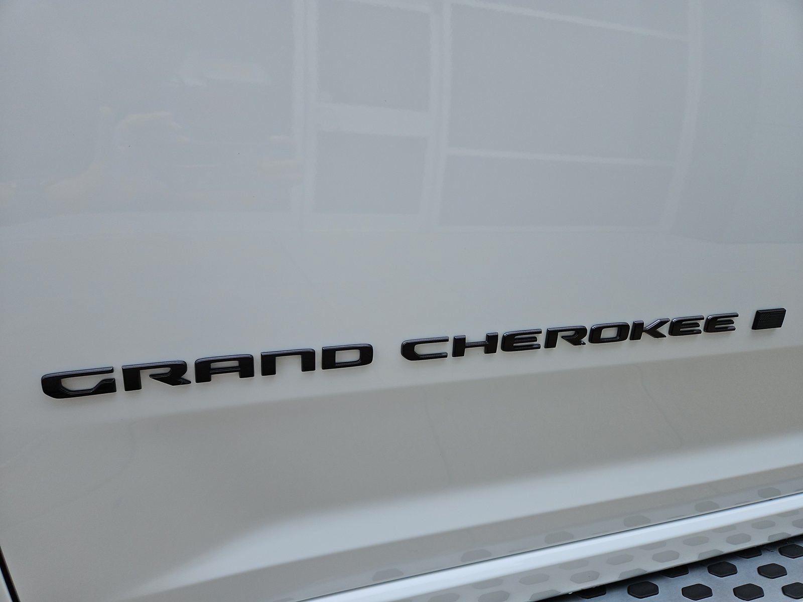 Used 2024 Jeep Grand Cherokee L Summit AWD/4WD image 33