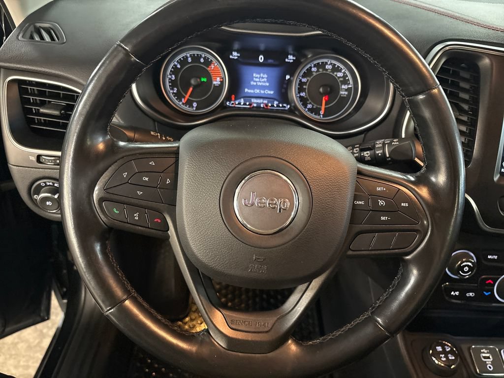 Used 2020 Jeep Cherokee Trailhawk w/ Cold Weather Group AWD/4WD image 20