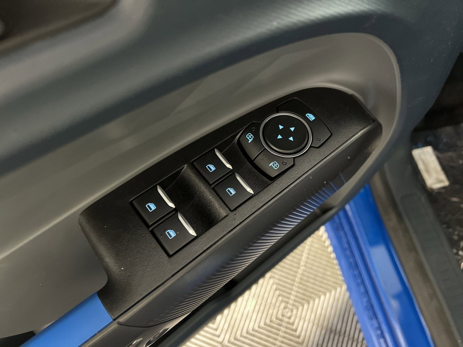 New 2026 Ford Maverick Lobo image 15