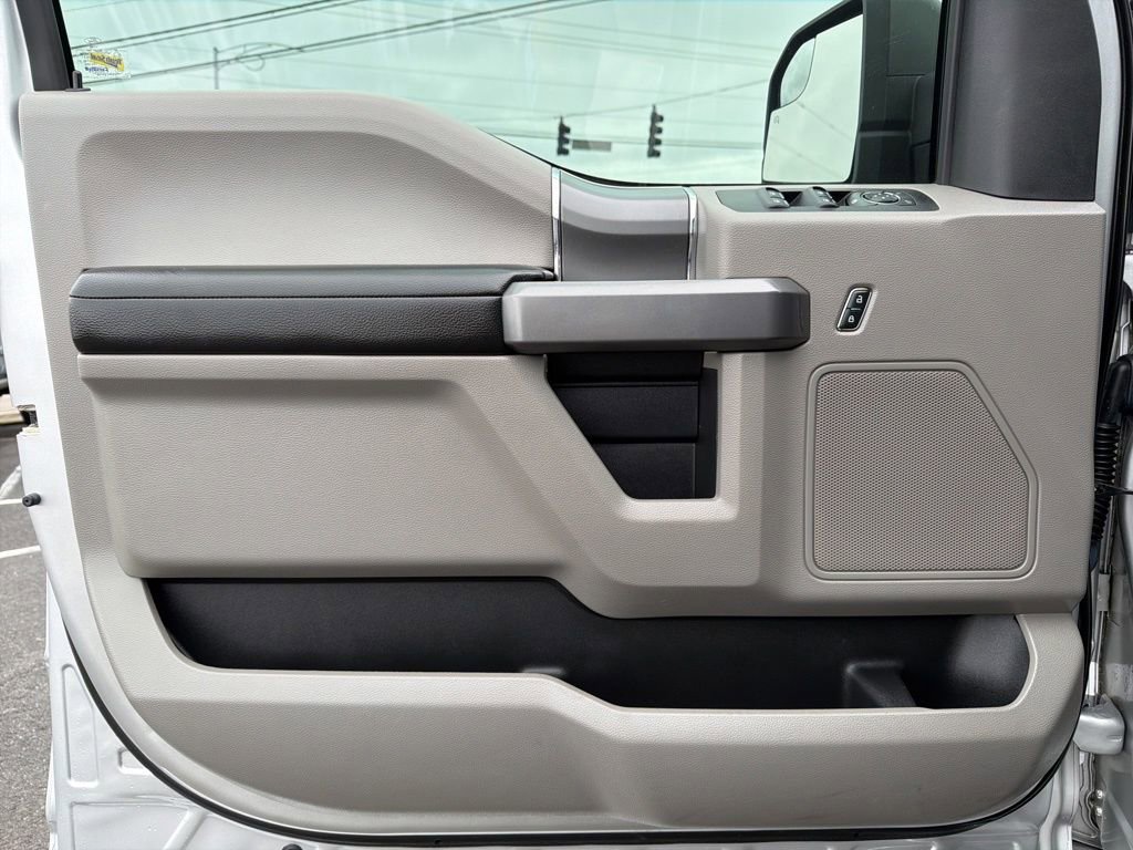 Used 2019 Ford F150 XLT w/ Equipment Group 302A Luxury image 31