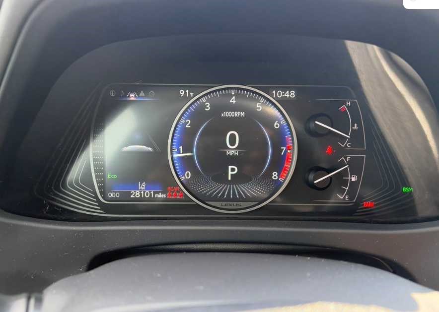 Used 2022 Lexus UX 200 w/ Accessory Package (Z2) FWD image 9