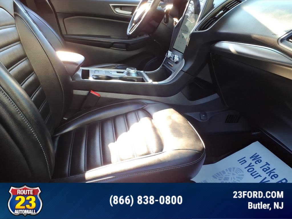 Used 2022 Ford Edge SEL w/ Convenience Package image 10