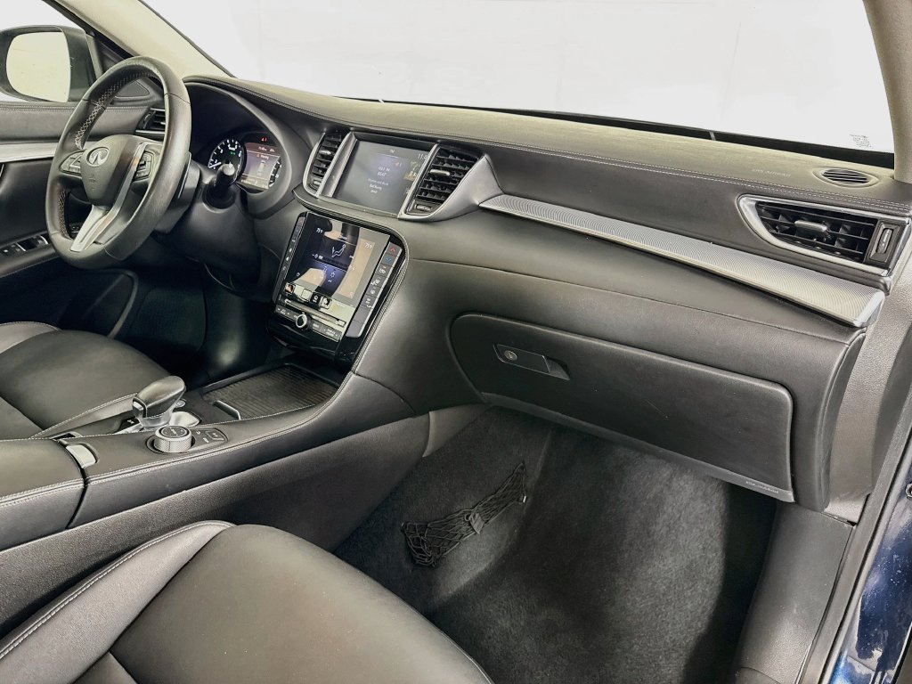 Certified 2020 INFINITI QX50 Luxe w/ Cargo Package FWD image 37