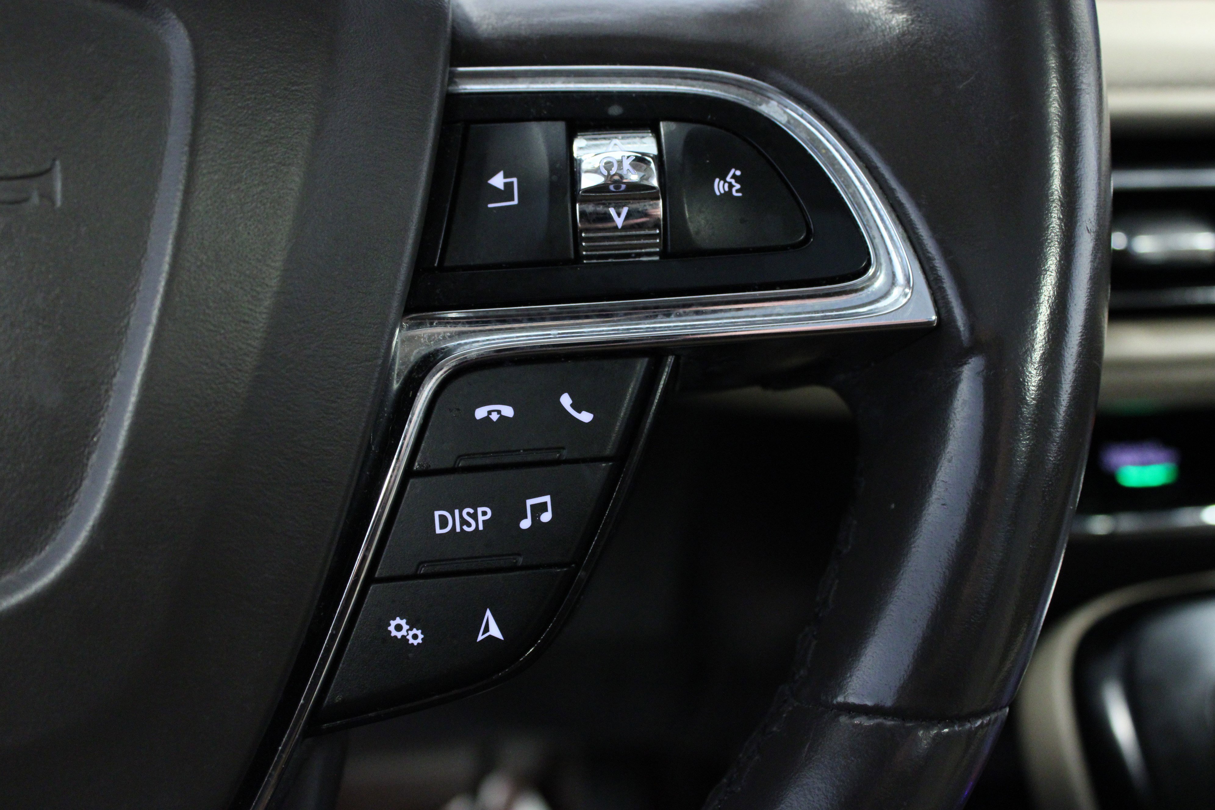 Used 2021 Lincoln Nautilus Reserve w/ Equipment Group 201A image 21