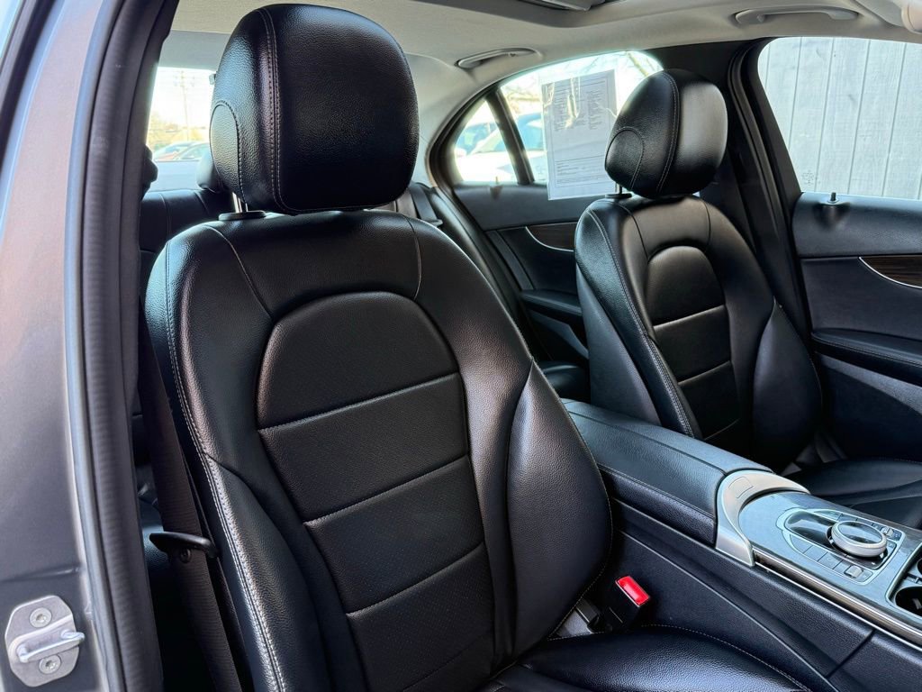 Used 2018 Mercedes-Benz C 300 4MATIC Sedan image 21