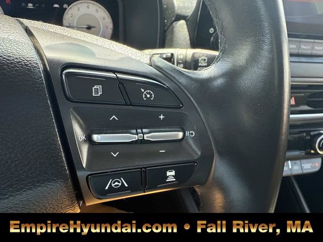 Used 2023 Hyundai Kona Limited image 30