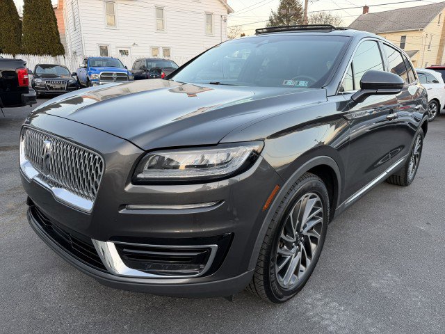 Used 2019 Lincoln Nautilus Reserve w/ Driver Assistance Package image 2