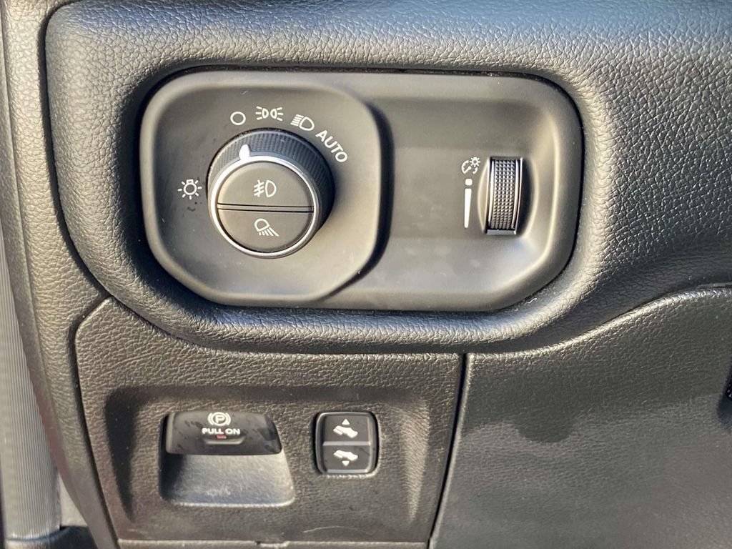 Used 2021 RAM 1500 Big Horn w/ Built-to-serve Edition AWD/4WD image 27