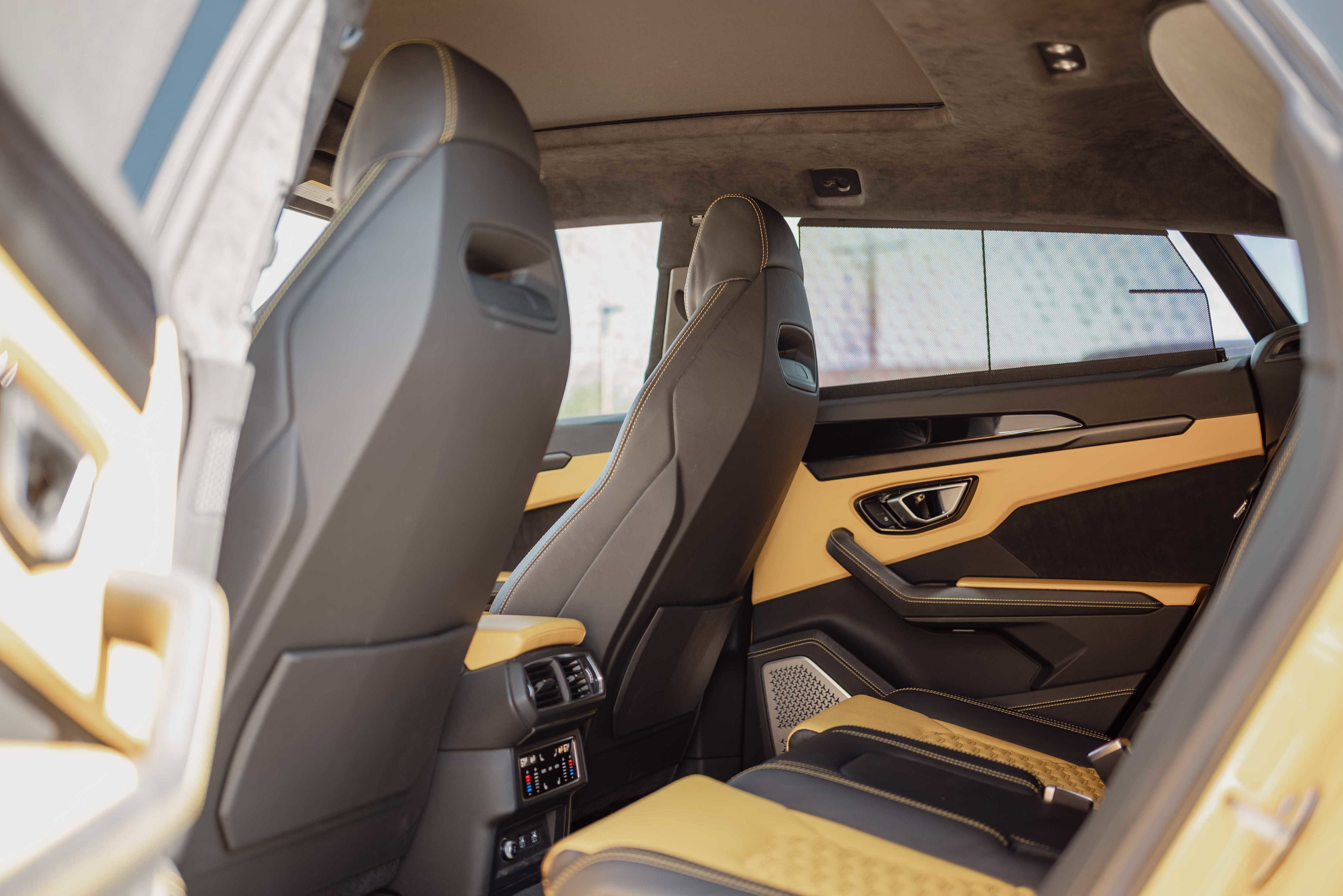 Used 2021 Lamborghini Urus AWD/4WD image 12