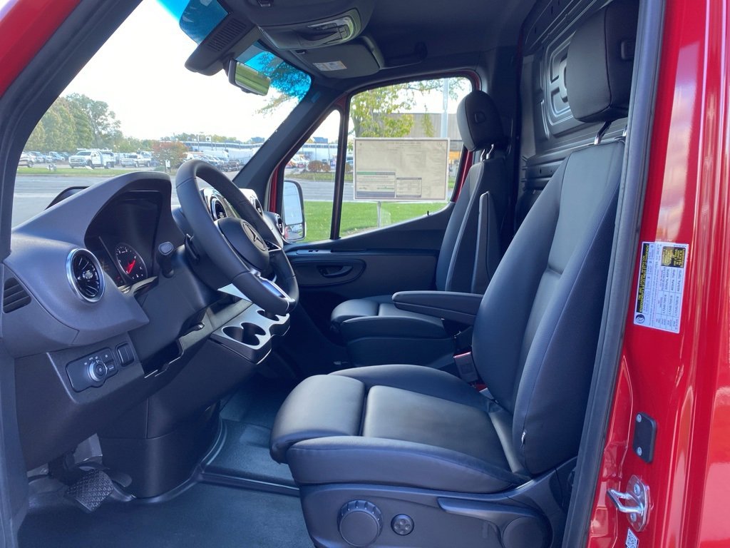 New 2026 Mercedes-Benz Sprinter 2500 image 10